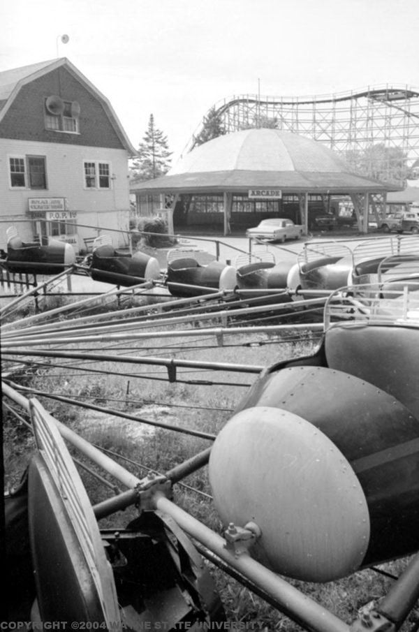 Walled Lake Amusement Park (Walled Lake Park) - Ride